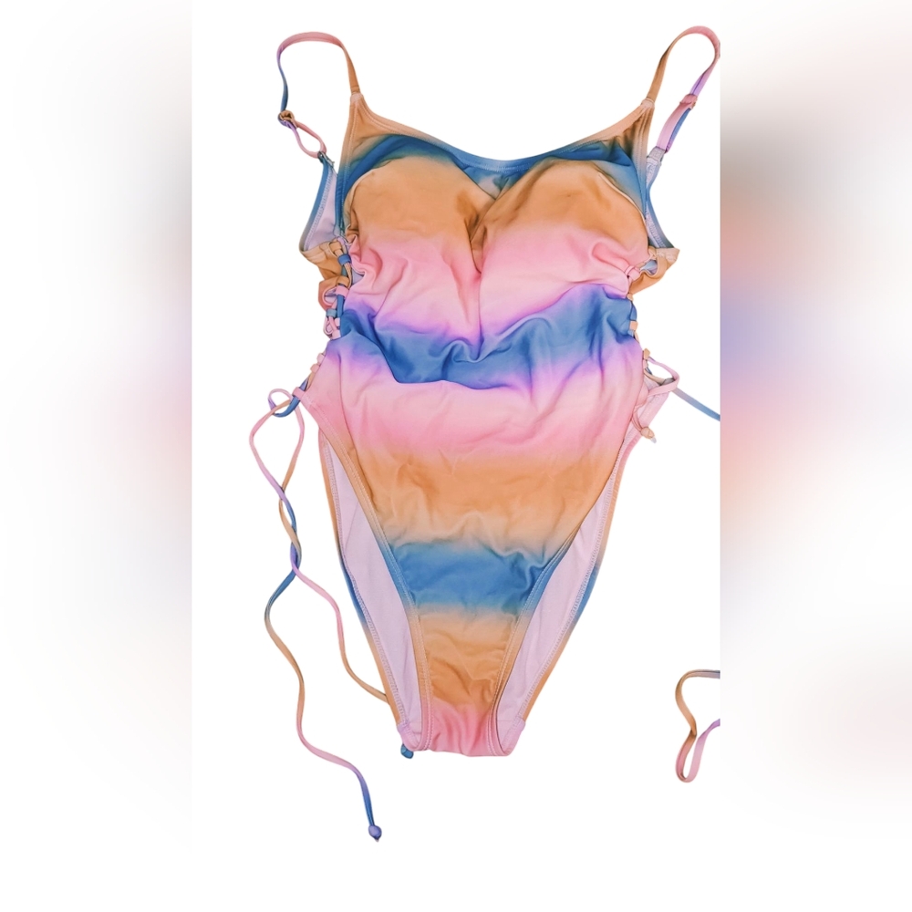 Multicolor Gradient Swimsuit - Picture 2 of 5